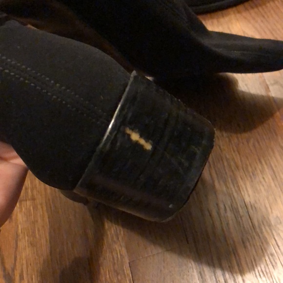 Stuart Weitzman 50/50 black boot. Size 9 - Picture 5 of 6